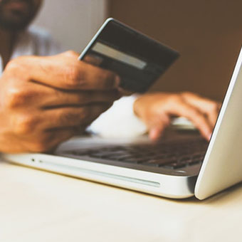 Bezahlung im Internet mit Kreditkarte